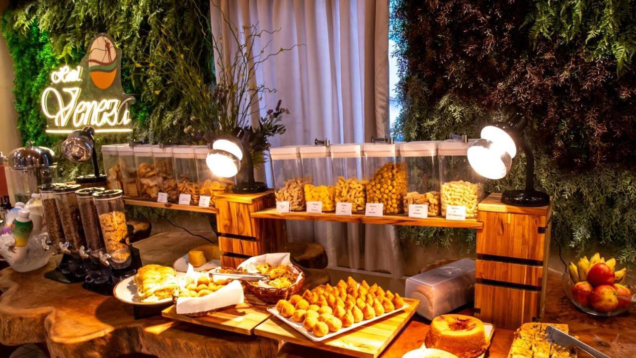 Hotel Veneza 伊塔布纳 外观 照片